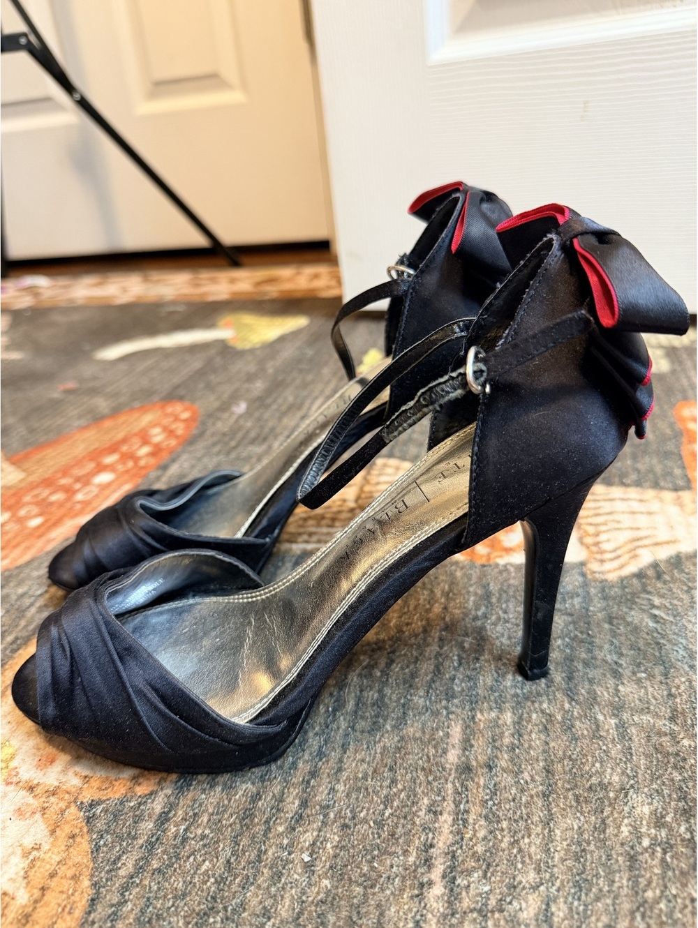 White House Black Market Black Strappy Heeled Sandals with Red Bow Size 6.5